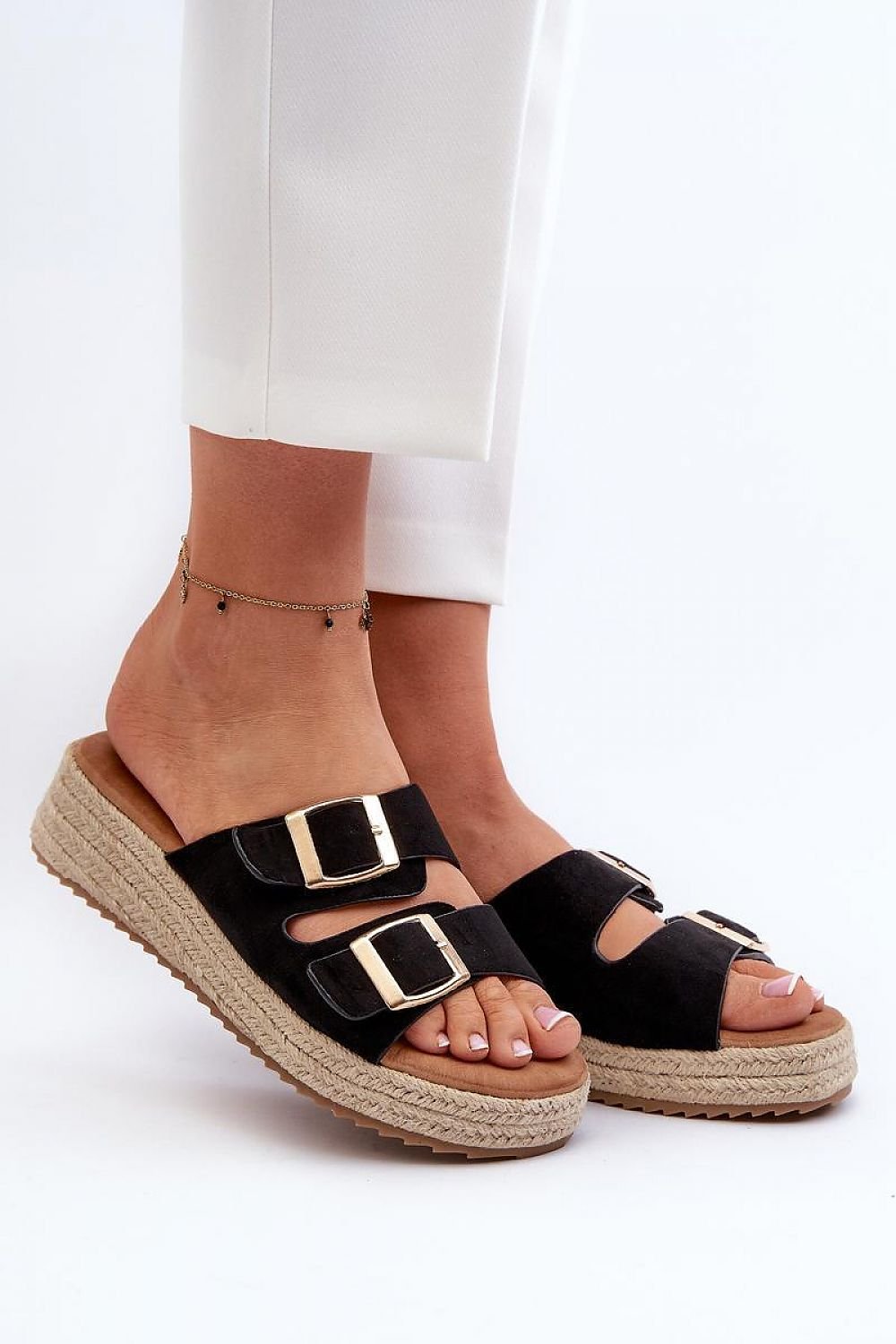 Flip-flops model 197421